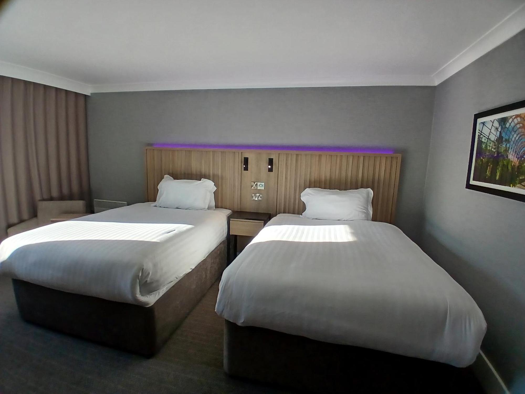 Best Western Plus The Quays Hotel Шеффілд Екстер'єр фото
