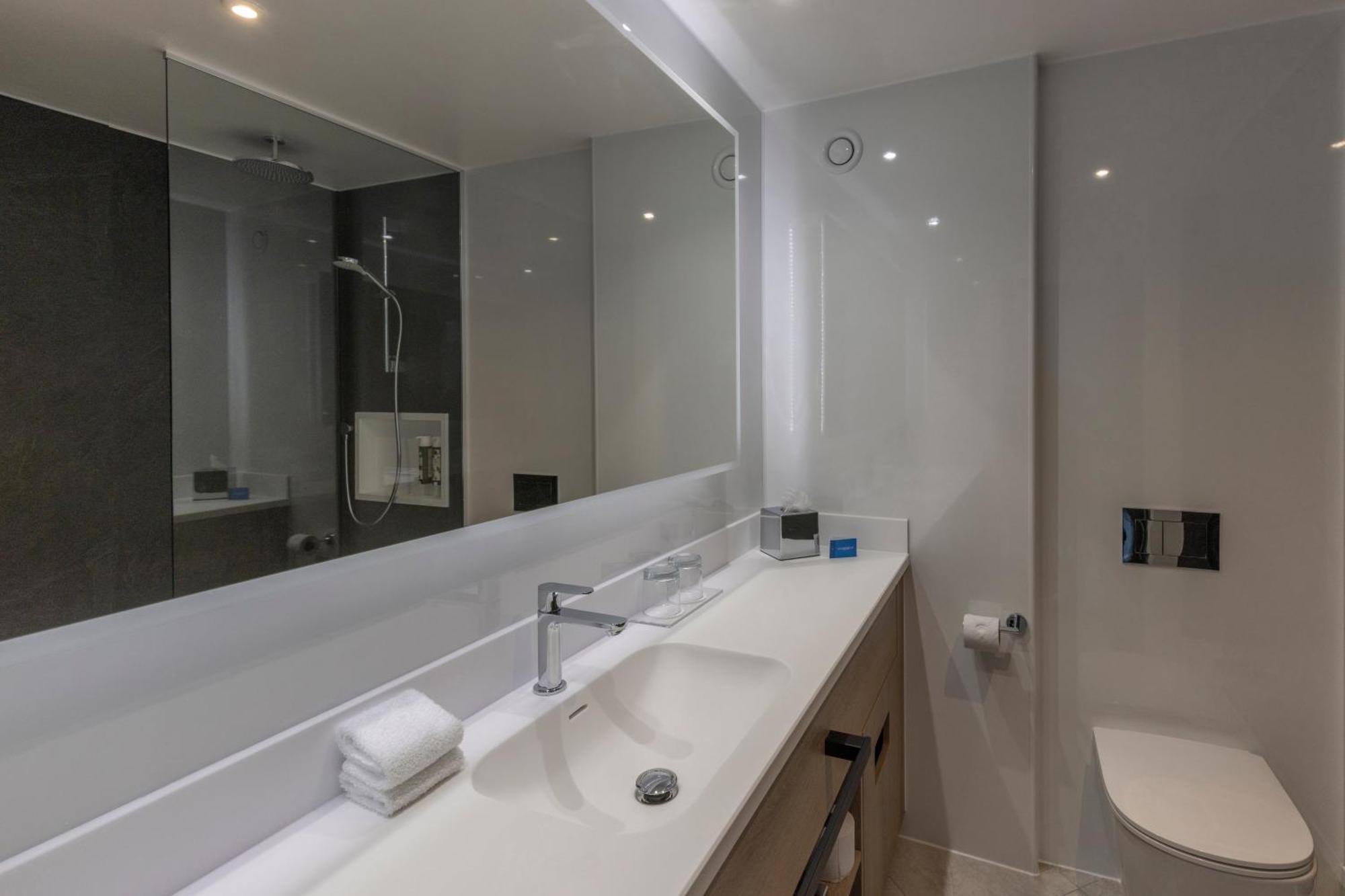 Best Western Plus The Quays Hotel Шеффілд Екстер'єр фото