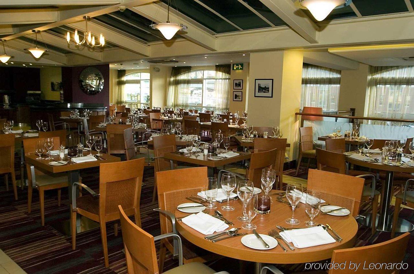 Best Western Plus The Quays Hotel Шеффілд Ресторан фото
