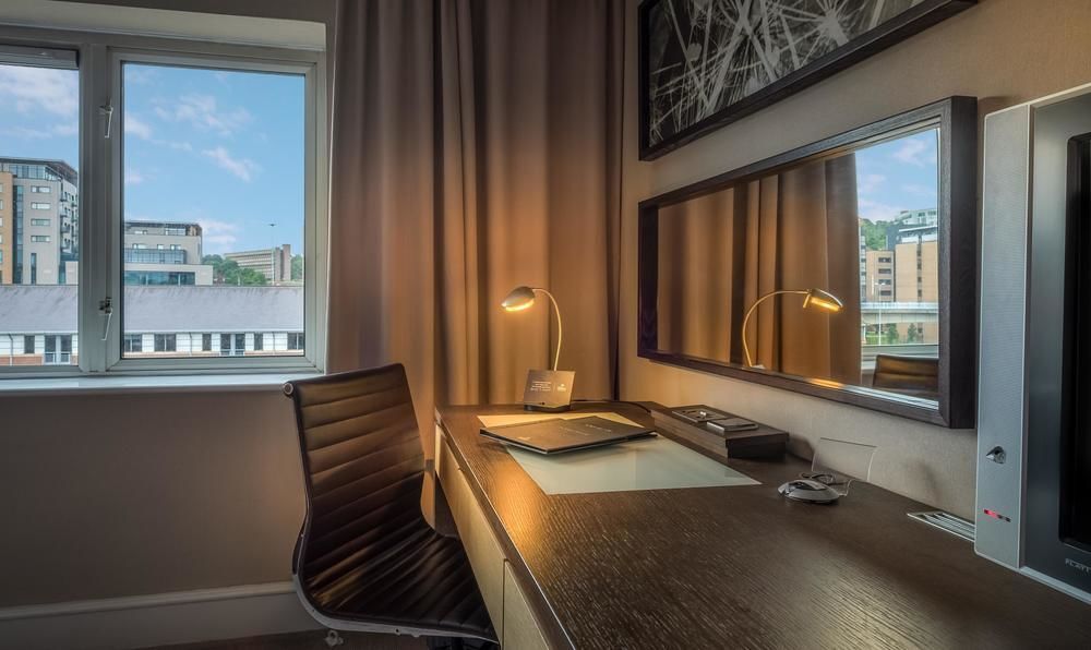 Best Western Plus The Quays Hotel Шеффілд Екстер'єр фото